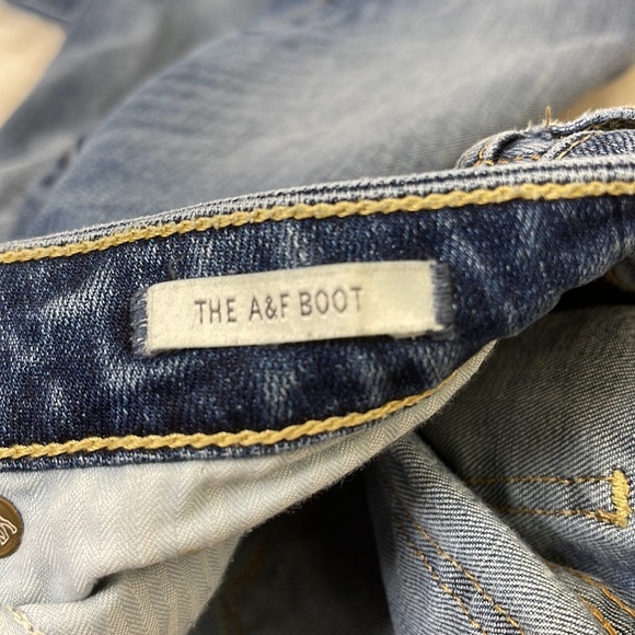 👖Abercrombie "The A&F Boot" jeans - Picture 9 of 9